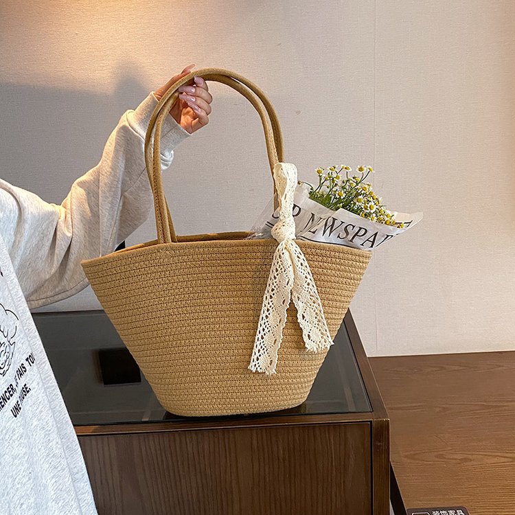 Hand-held beach bag straw woven bag for women 2024 summer new ins versatile shoulder tote bag seaside woven bag