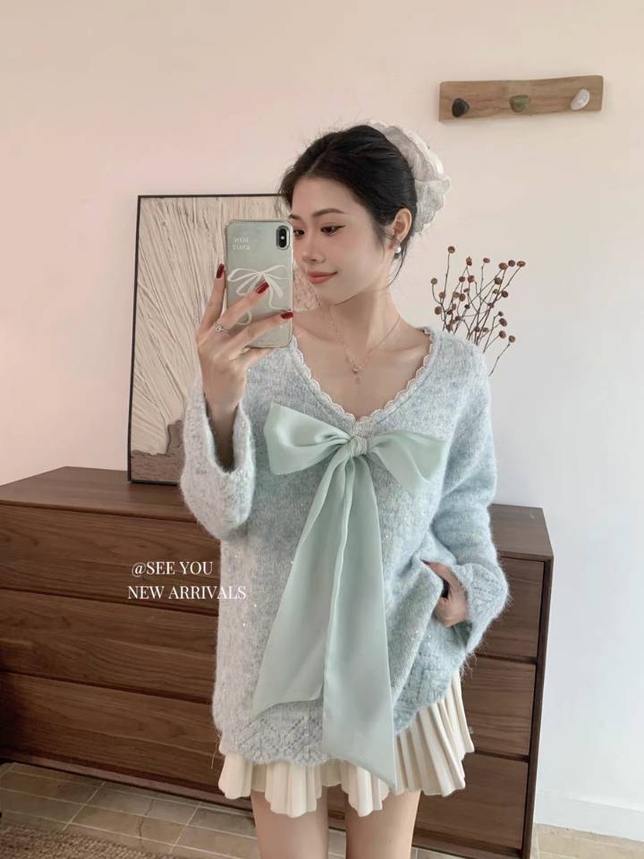 !  Lace edge V-neck pullover bow sweater for autumn and winter loose-fitting lazy wool sweater