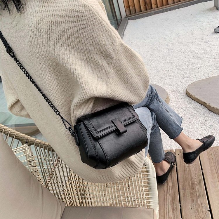Foreign trade bags women's bags 2024 new fashion trend versatile Korean version chain shoulder crossbody bag small square bag wholesale
