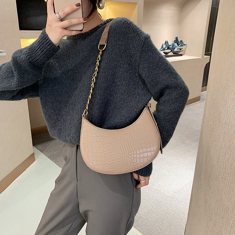 High-end texture simple women's small bag 2024 new trendy fashion internet celebrity niche design shoulder bag armpit bag