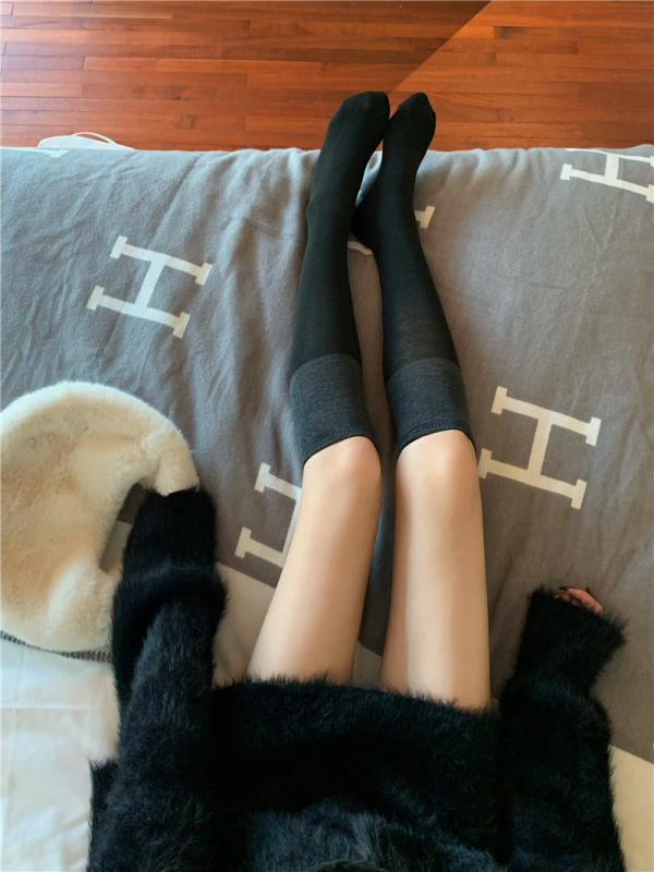 Black and gray stockings for women in autumn and winter, warm and slimming, tall over-the-knee socks, internet celebrity splicing socks