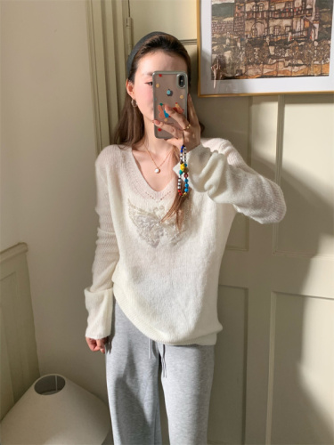 Mohair beaded bow knitted sweater, loose and lazy long-sleeved top
