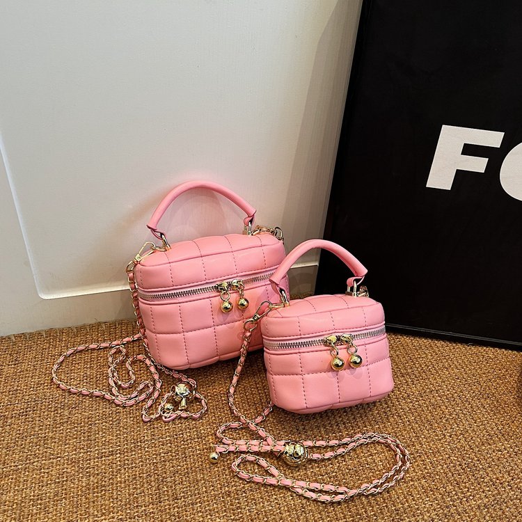 CIERRA KOREY Platinum Fragrance Style Box Bag Women 2024 New Textured Chain Shoulder Crossbody Small Bag