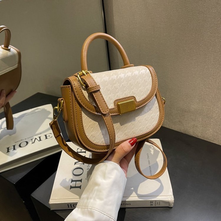 2024 new niche design bags, women's bags, high-end, stylish, single shoulder crossbody bags, contrasting colors, versatile handbags, trendy