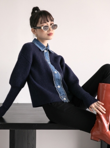 ins cardigan sweater women's loose design denim stitching white thickened Korean style jacket autumn new trend