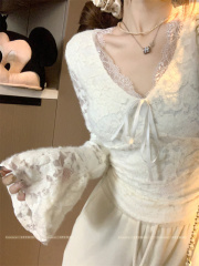 Autumn and winter brushed thickened lace inner bottoming top