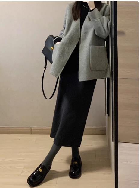 Short gray woolen coat for women in autumn and winter, new high-end woolen coat for small people, thickened and popular laces