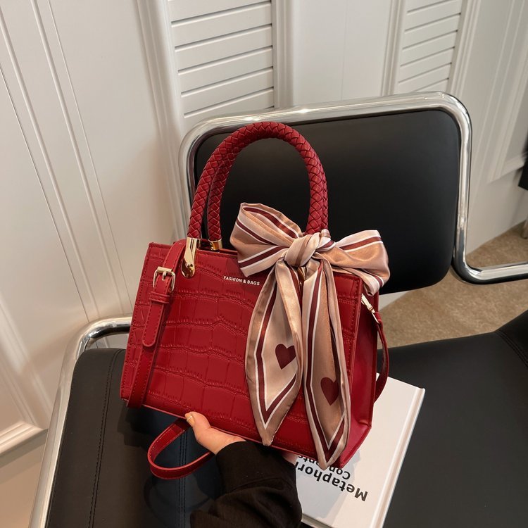 Wedding bag high-end bag women's bag 2024 new autumn and winter bridesmaid bag handbag women's red wedding bridal bag