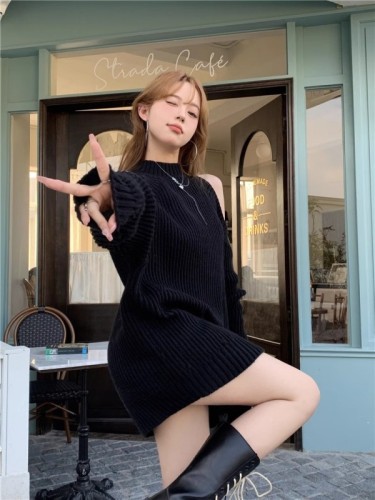 Nuopin lusty girl lazy style halterneck casual off-shoulder loose long sweater sweater top for women