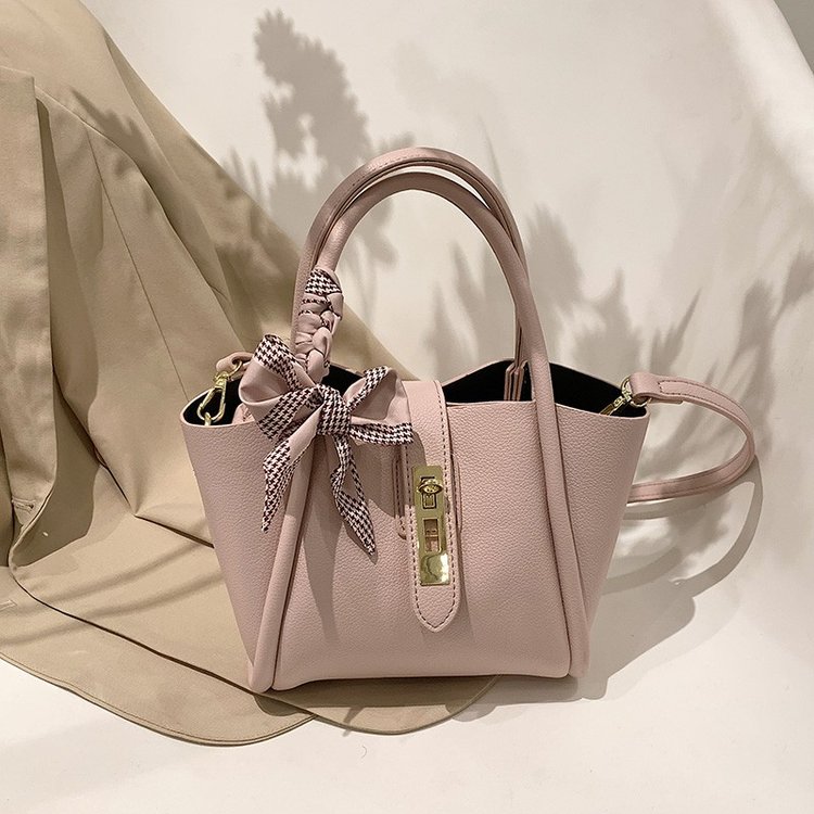 Bags for Women New Trendy Women's Bags Simple Commuting Tote Bags Large Capacity Women's Shoulder Handbags
