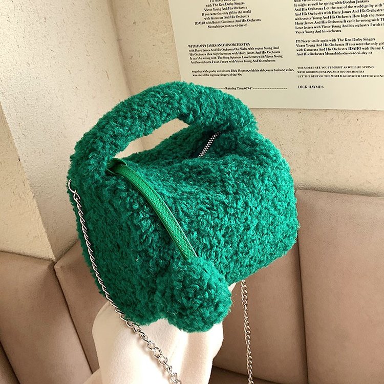 Cute plush shoulder bag, new fashion, versatile, simple, casual chain bag, girl's crossbody pillow bag