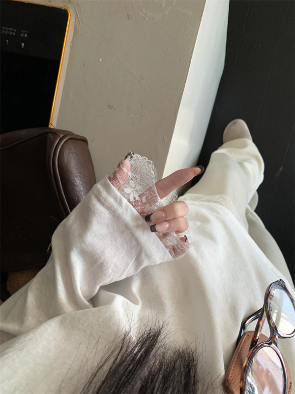New model of single wear with little expert lace splicing mid-length round neck white T-shirt