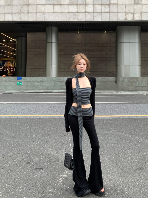 Hot girl fashion suit autumn and winter striped design high-end tube top cardigan trousers suit