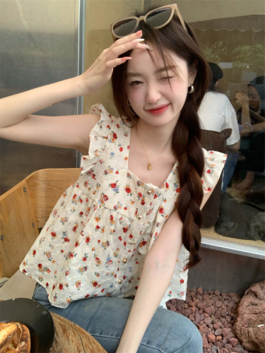 Real shot and real price Summer new sweet flower square collar single-breasted small flying sleeves shirt for women