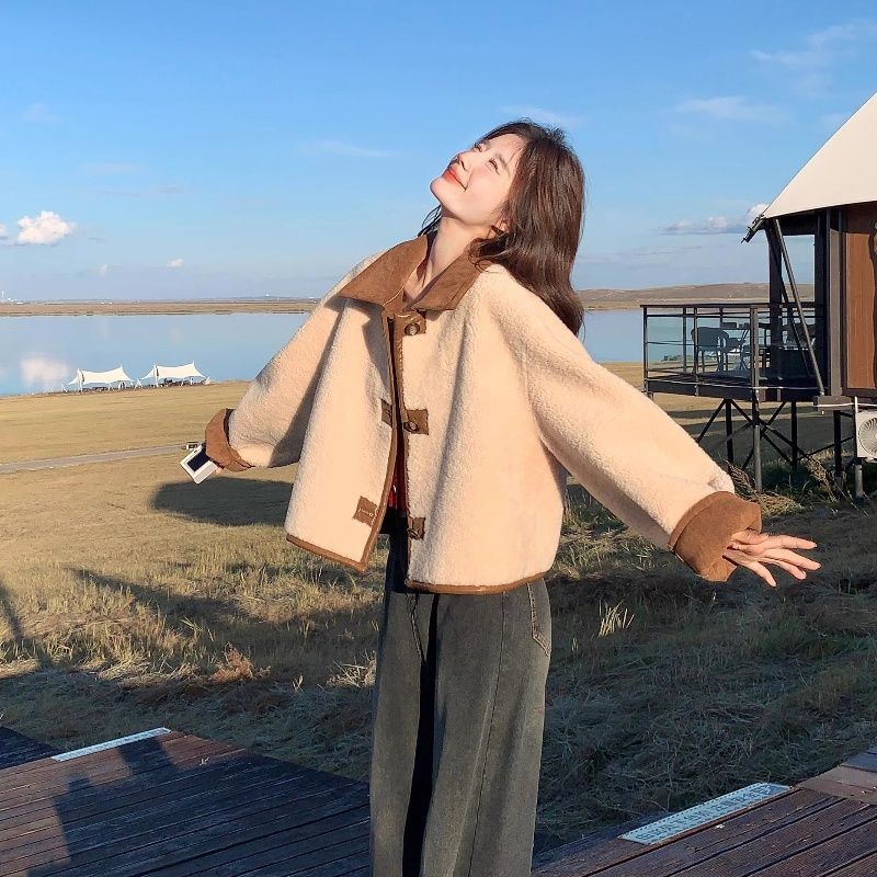 Fur-in-one reversible lambswool coat for small women, fashionable and temperamental, thickened short suede top