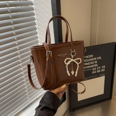 Korean version ins trend bucket bag for women 2024 new niche simple fashion shoulder bag high-end versatile women's bag