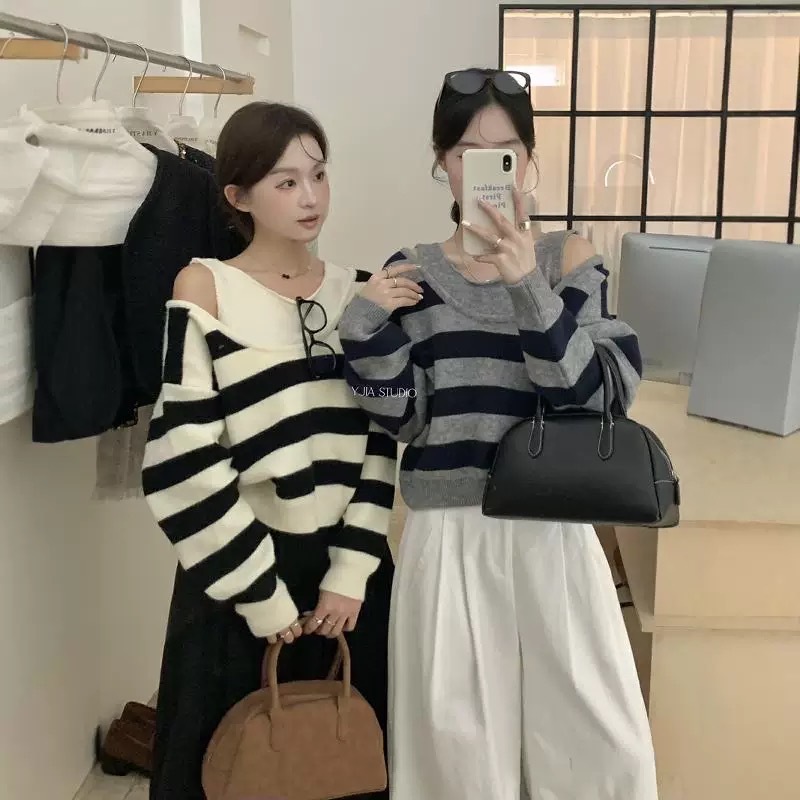 Striped two-piece spliced ​​long-sleeved sweater for women in autumn new Korean style round neck loose slimming top
