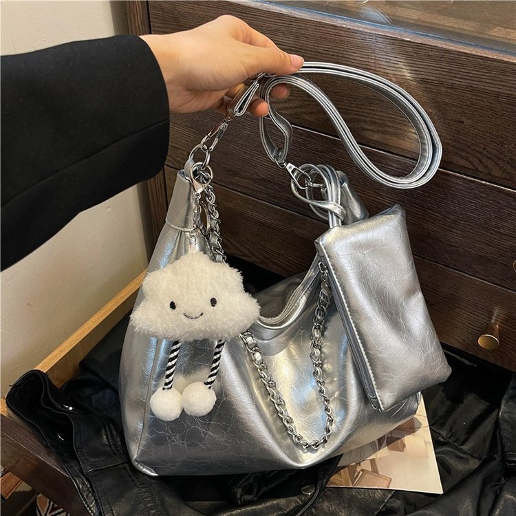 Korean style high-end large-capacity tote bag for women 2024 new summer fashion armpit large bag versatile crossbody bag