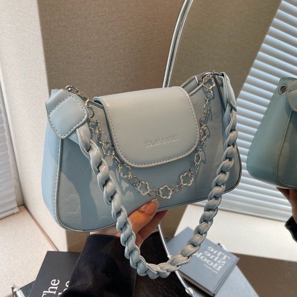 Underarm bag for women 2024 new style high-end western style ladies niche design ins fashion popular single shoulder crossbody bag