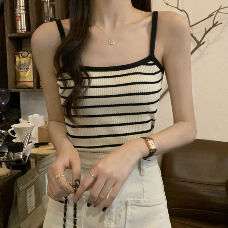 Real shot and real price new summer striped camisole knitted vest