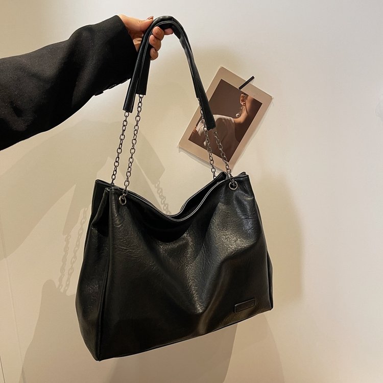 Large-capacity commuting large bag women's 2024 new autumn and winter fashion tote bag high-end foreign style chain crossbody bag