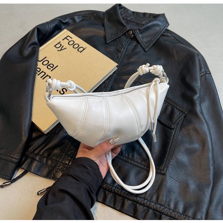 Cross-border French mini croissant bag solid color versatile women's crossbody bag niche design urban commuter shoulder bag