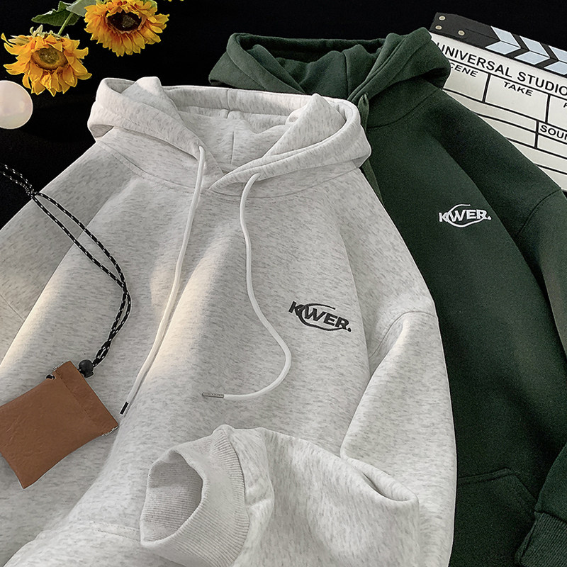 Versatile fleece hooded sweatshirt for autumn