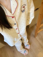 Actual shot, real price # New autumn and winter thickened quilted contrasting color cartoon polka dot warm pajamas and home clothes that can be worn outside