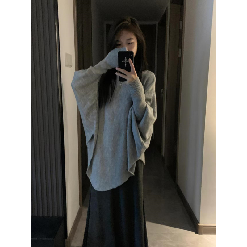 2024 early autumn new style lazy style high-end sweater women's spring and autumn irregular loose knitted sweater top