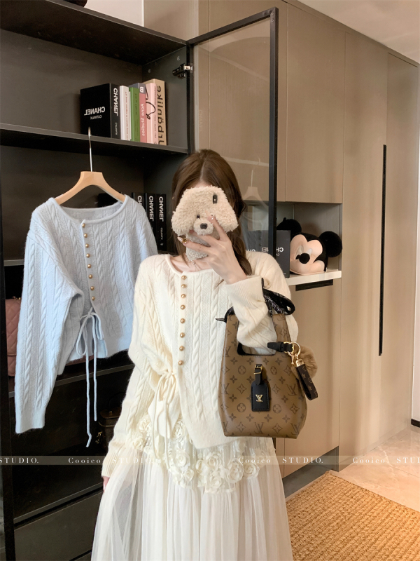 Gentle breast blue twist Korean style knitted top design lazy loose sweater for women