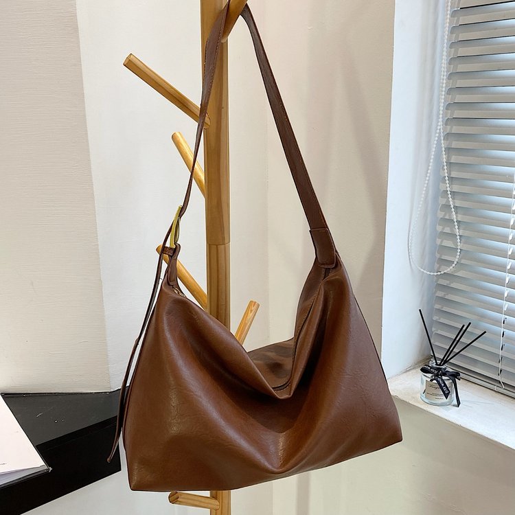 Retro Frosted Niche Underarm Bag 2024 Winter New Versatile Women's Bag Popular Crossbody Bag Shoulder Tote Bag