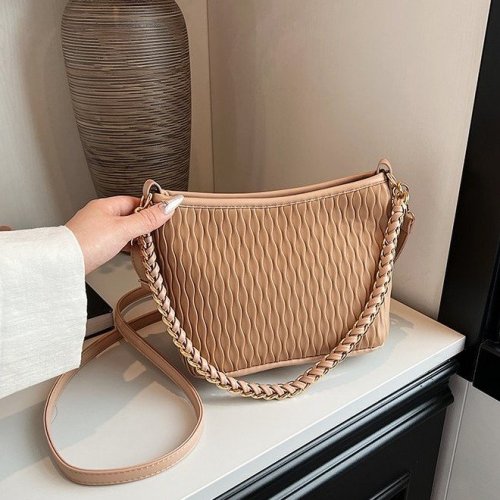 Fashion casual pleated bucket bag for women 2024 new Korean ins niche simple shoulder bag chain crossbody bag