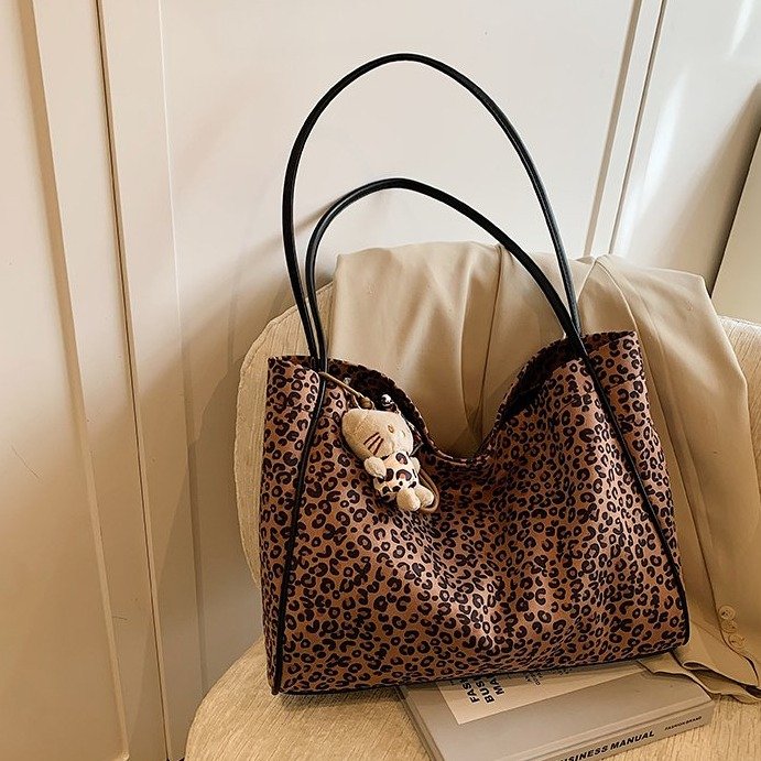 Korean retro simple handbag ins fashionable leopard print tote bag casual bag internet celebrity fashionable shoulder bag