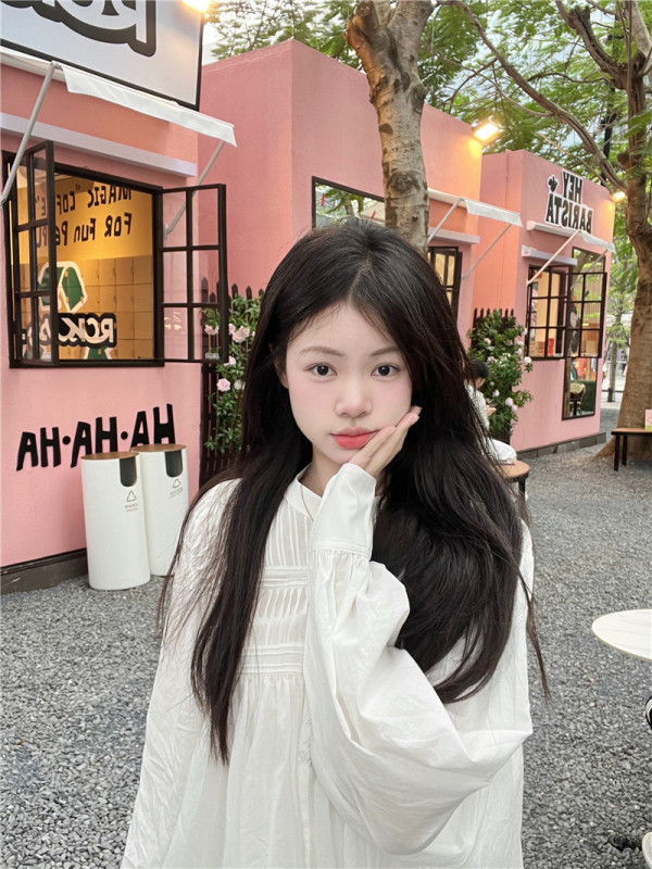 Real shot Elegant and comfortable design niche sweet shirt