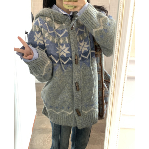 Fair Isle Sweater Jacket Women's Autumn and Winter New Soft Waxy Casual Versatile Horn Button Retro Loose Knitted Cardigan Trendy