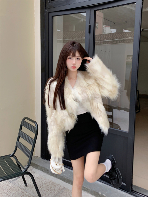 Vanilla milk airplane button imitation fur slimming fur coat quilted warm