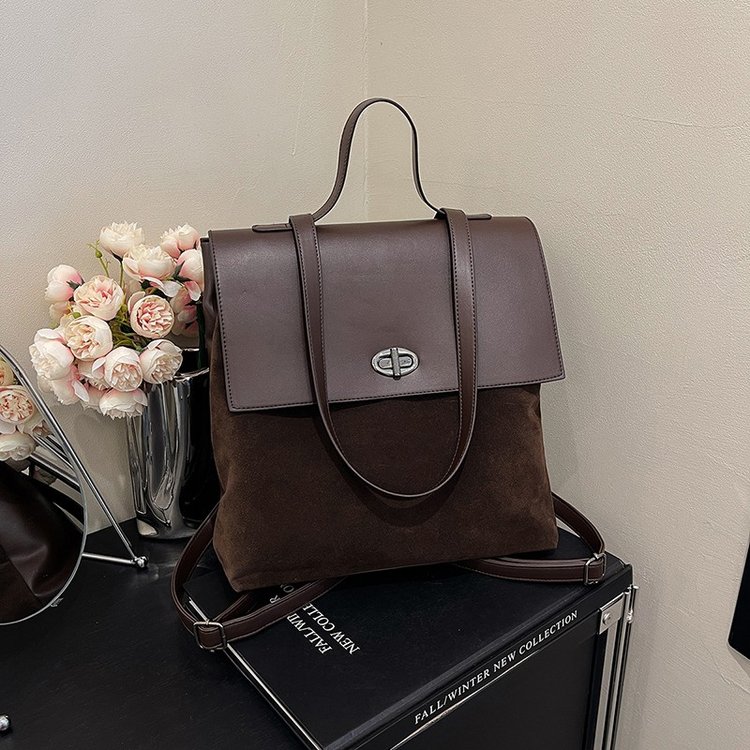 High-end texture suede large-capacity backpack 2024 new retro portable school bag college student outing backpack