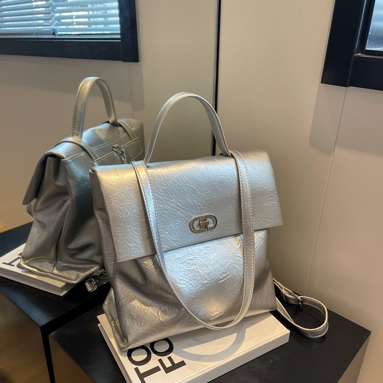 2024 New Backpack Women's Trendy Casual Versatile Fashion Versatile Large Capacity Student Commuting Travel Backpack