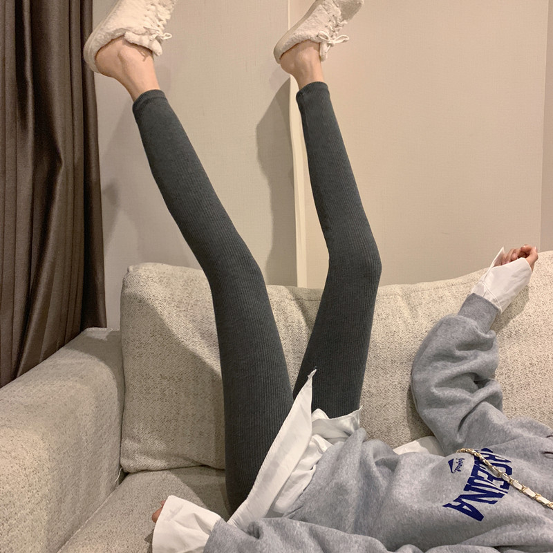 Thickened velvet ribbed leggings for women's outer wear, slimming and slimming tights for small feet