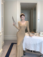 Winter V-neck wool knitted fishtail skirt