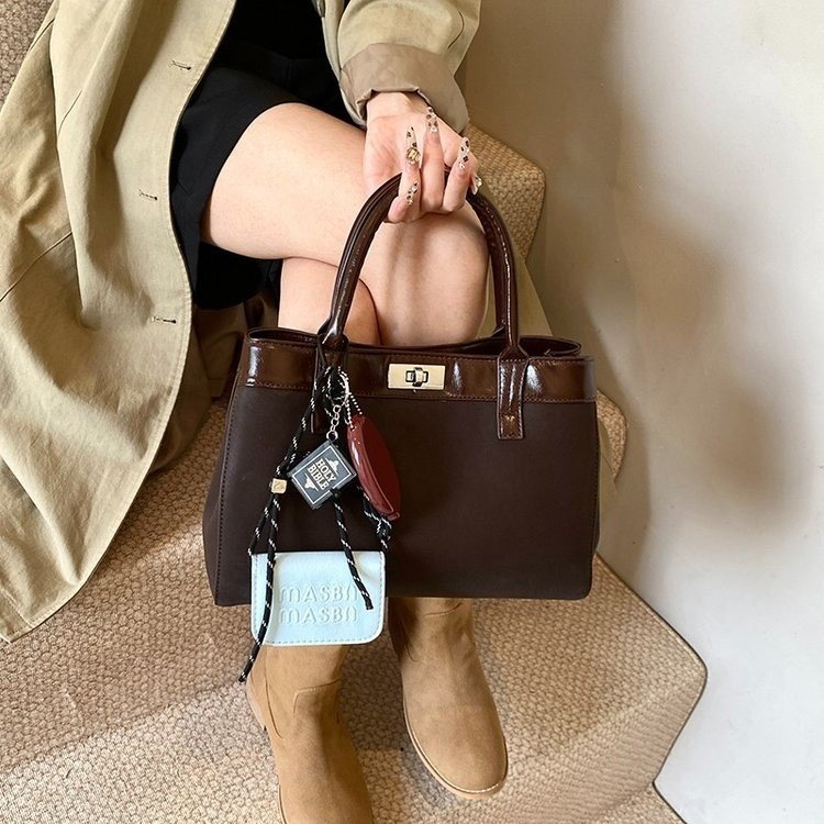 Tote bag new frosted bag for women retro versatile large capacity shoulder bag fashion high-end commuter bag wholesale