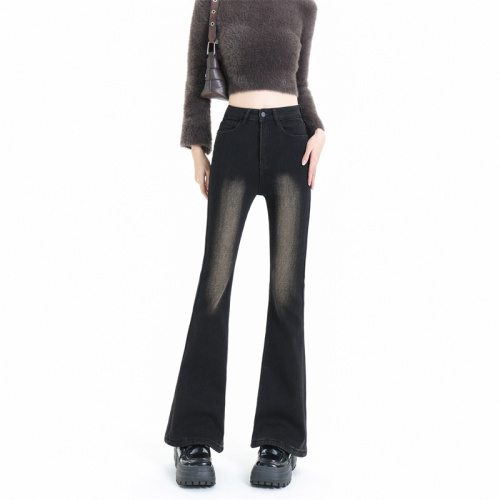 2024 winter new slimming bootcut jeans for women, high-end charcoal black plus velvet, street style narrow version