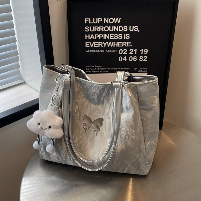 This year's popular butterfly tote large bag for women 2024 new fashion commuter women's bag large capacity versatile shoulder bag