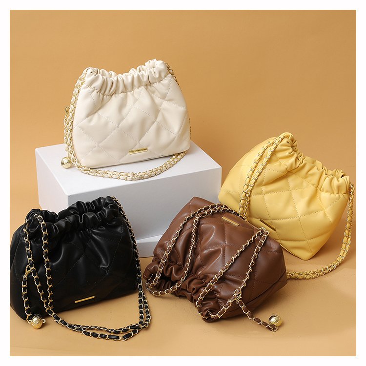 High-end textured small bag for women summer new style trendy niche rhombus chain bag single shoulder crossbody bag bucket bag
