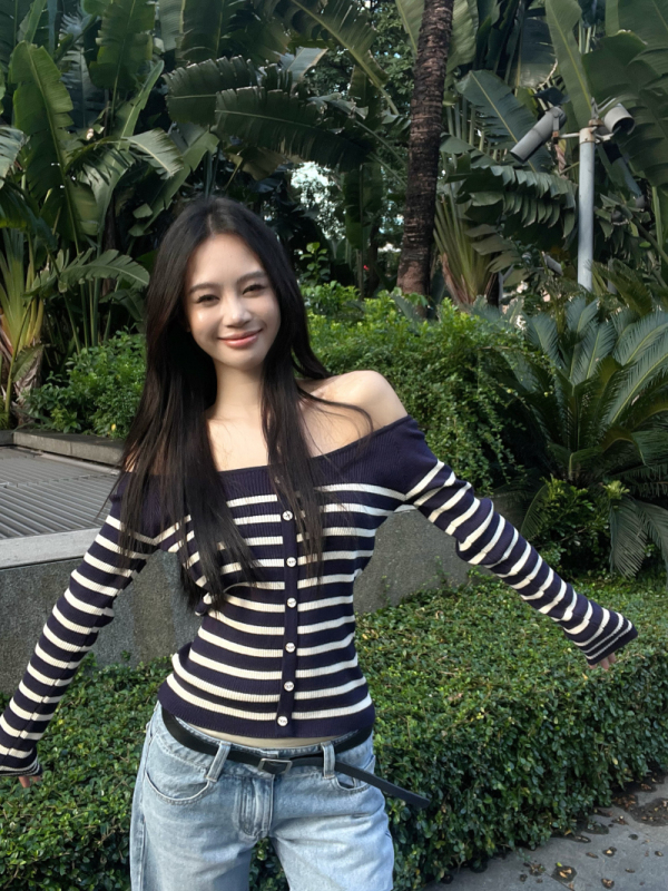 Pure lust style one-shoulder striped long-sleeved sweater for women new slim fit off-shoulder top