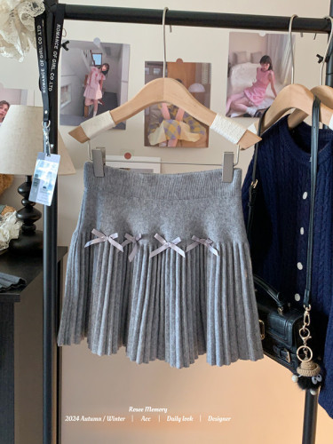 Fashionable high-waisted knitted pleated skirt for women, early autumn new skirt, slim and versatile A-line skirt