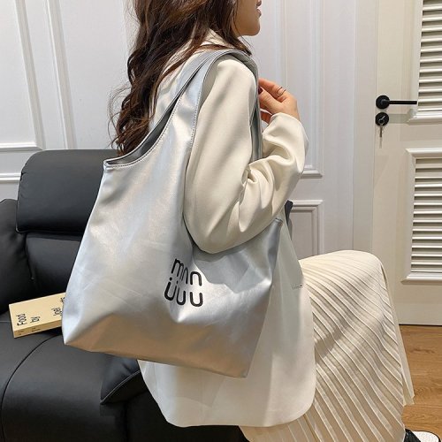 Foreign trade casual large-capacity bag women's 2024 new fashion commuter shoulder bag college student class bag tote bag
