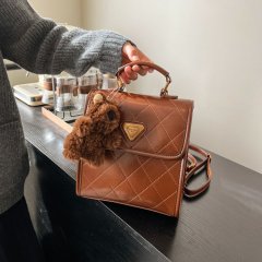 Student class briefcase female 2024 winter new fashion trendy rhombus backpack Korean version retro high-end sense