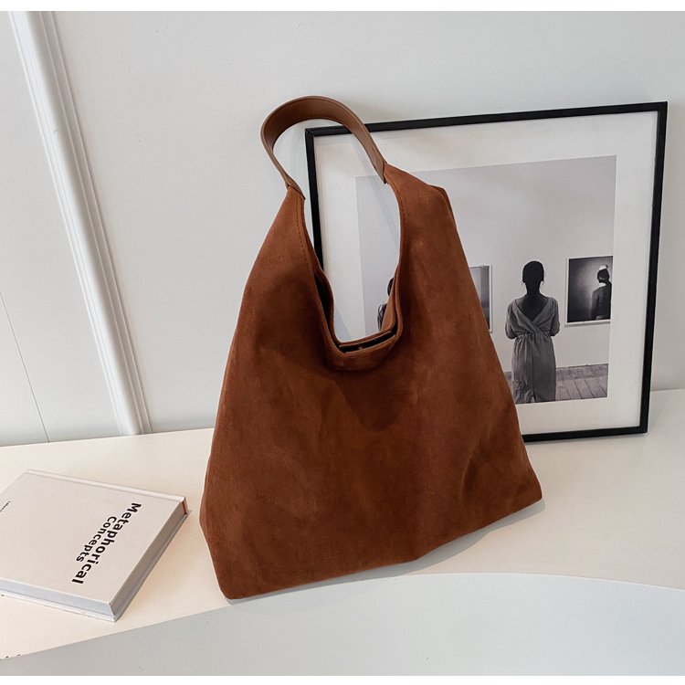Retro frosted large bag for women 2024 new autumn and winter large-capacity shoulder bag high-end work commuting tote bag