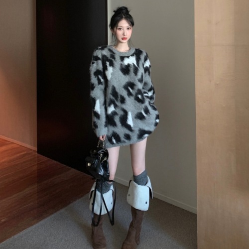 Leopard cashmere thickened large sweater round neck mid-length loose brushed knitted top trendy